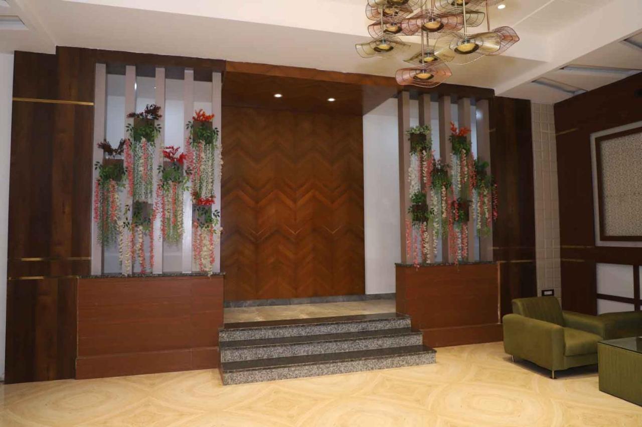 Golden Stone Resorts Alīgarh 외부 사진