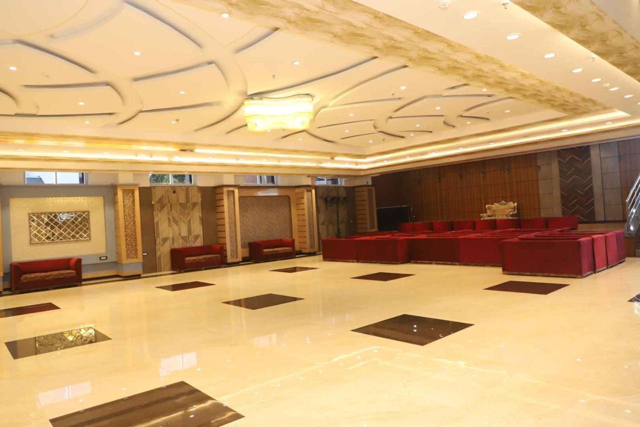 Golden Stone Resorts Alīgarh 외부 사진